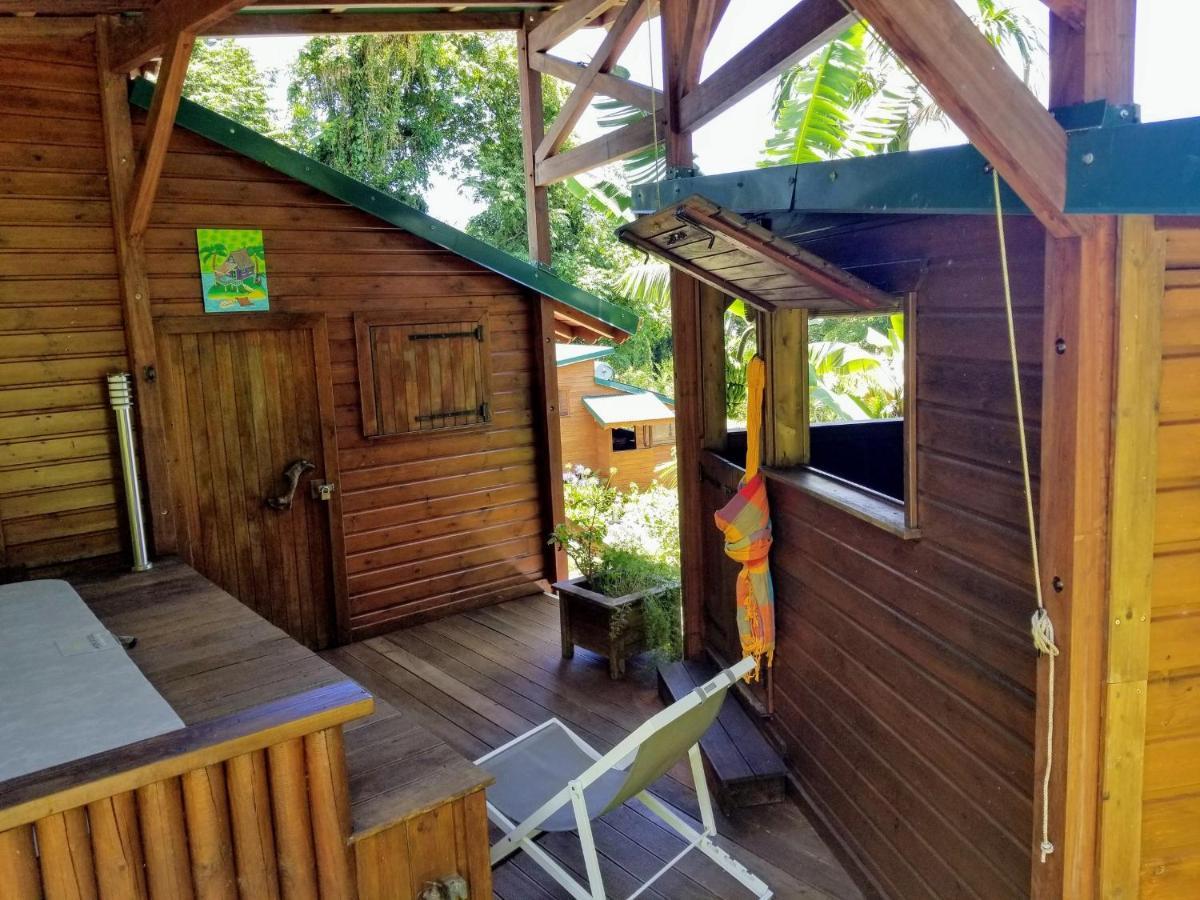 Les Bananes Vertes Ecolodges Saint-Claude Exterior foto