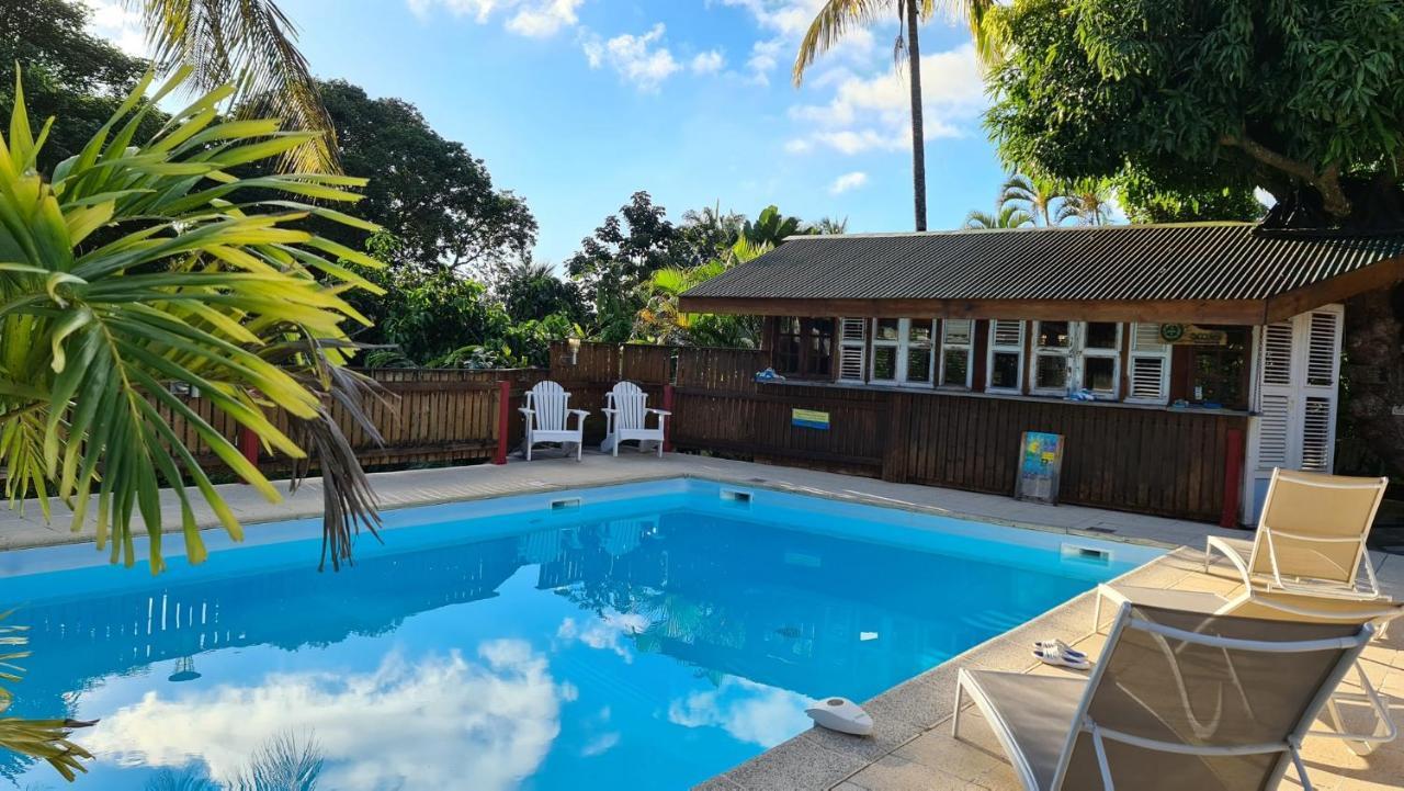 Les Bananes Vertes Ecolodges Saint-Claude Exterior foto